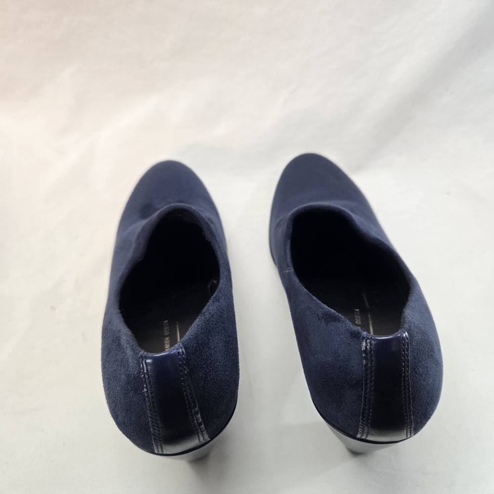 Ecco Women's Size 41 Danish Design Blue Suede Heels Pump Slip On - Picture 4 of 7